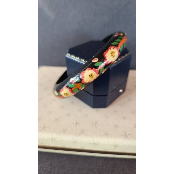Boho Handpainted Floral Wooden Bangle Bracelet - Picture 1 of 10